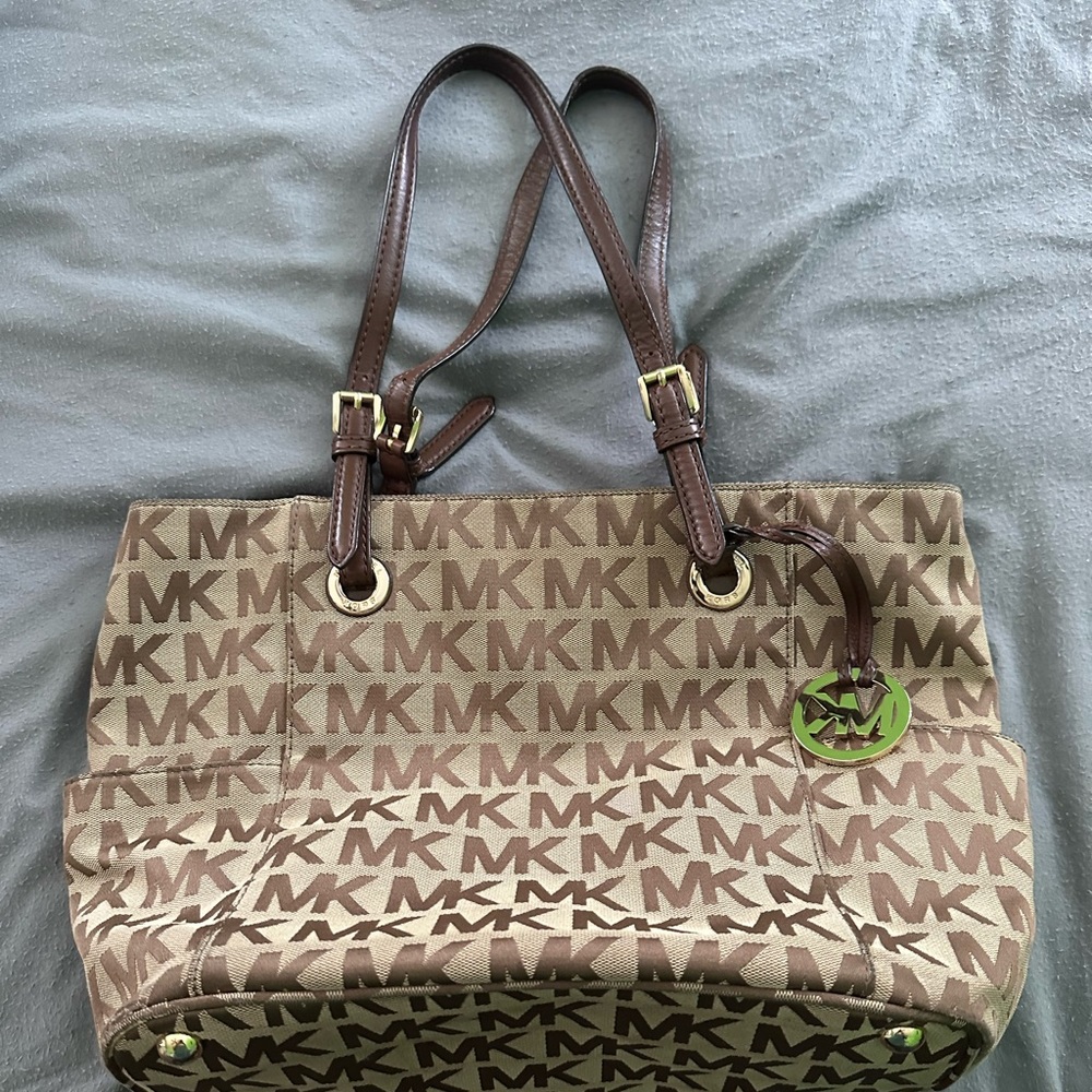 Michael kors shoulder bag